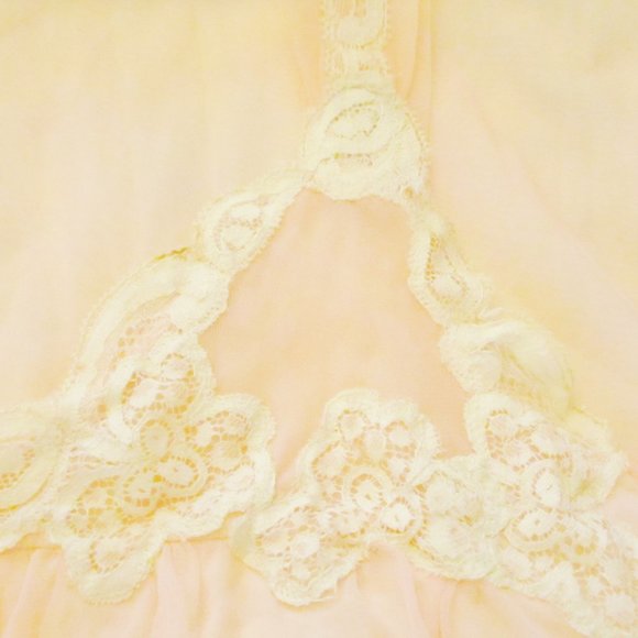 Vintage Kayser Women's Chiffon Short Negligee Nightgown, Peach, Cream Lace, P - Picture 12 of 12